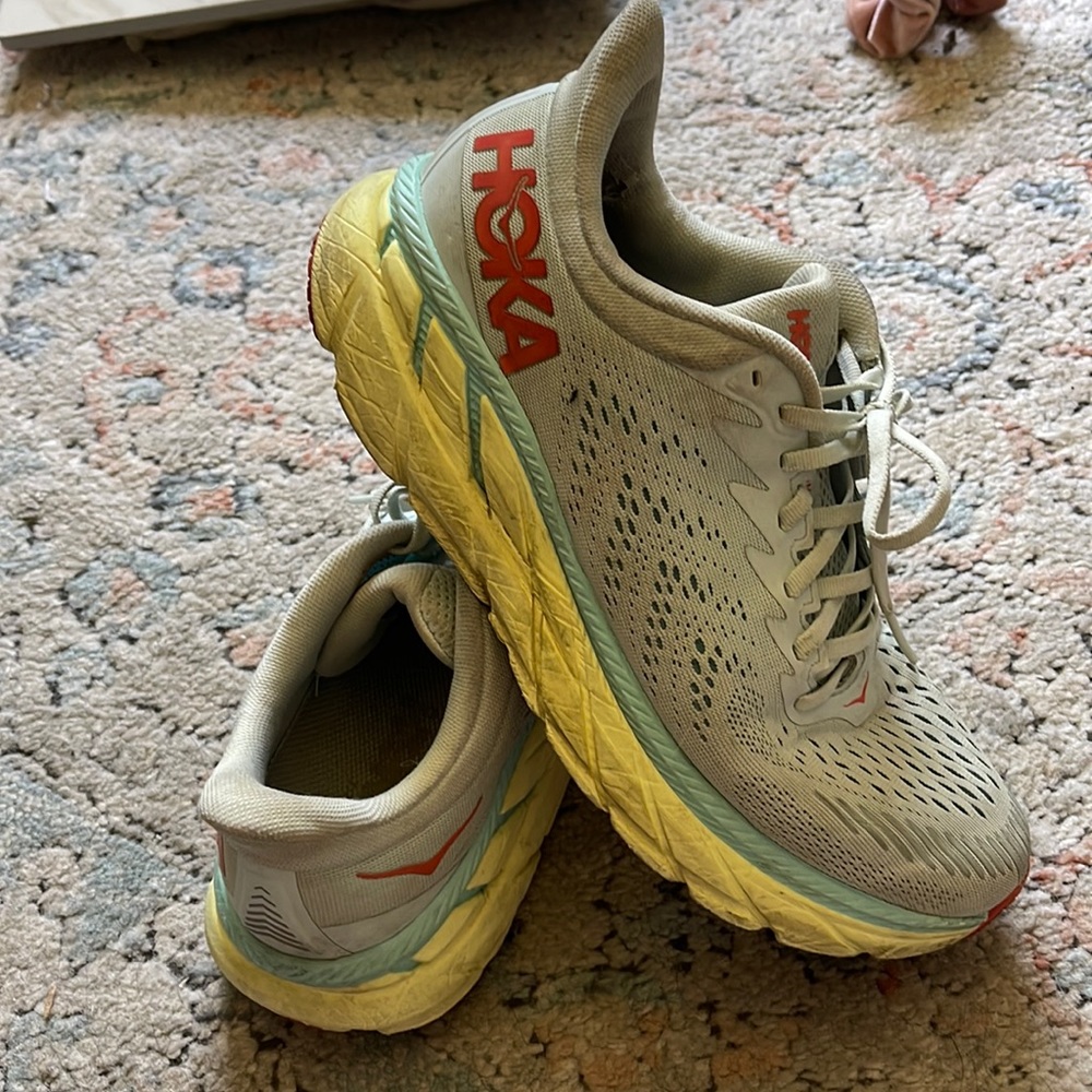 Women’s hoka clifton